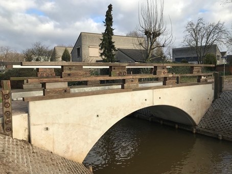 Figuur 7 Fiets- en voetgangersbrug aan de Sportlaan